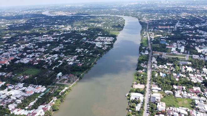 Xây dựng đường ven sông Sài Gòn